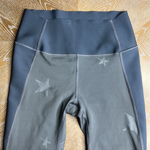 GAPFIT Sculpt Compression Navy Stars Leggings S - Picture 2 of 5